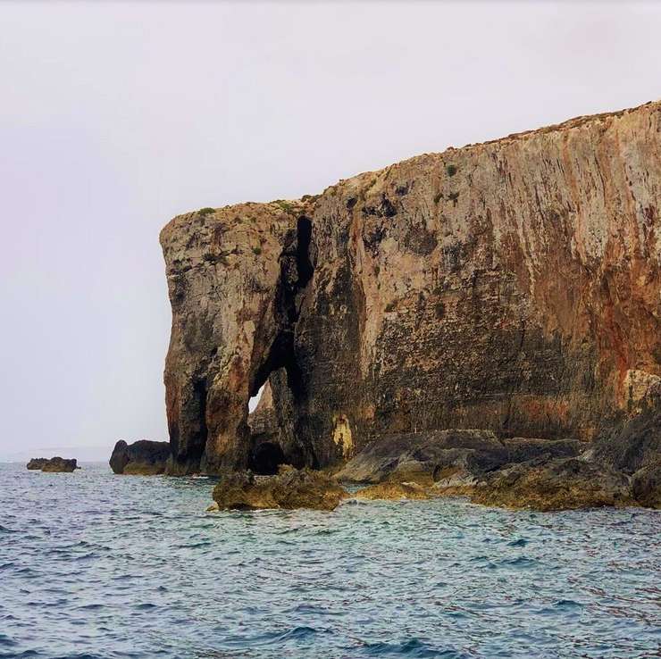 Comino Elephant Rock