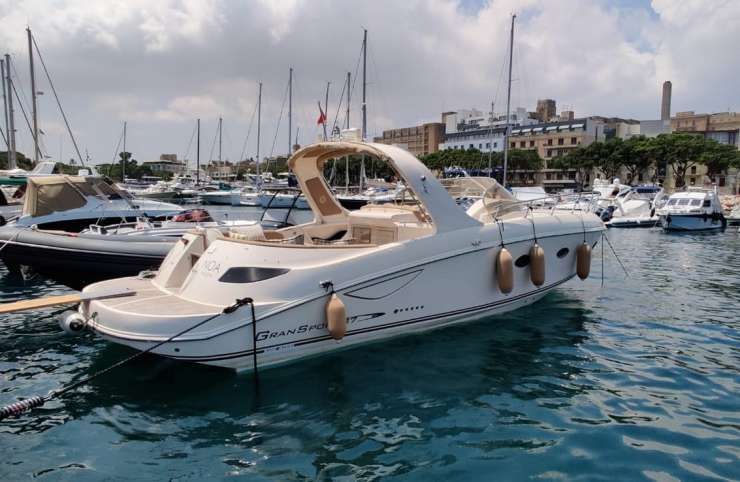 Mano Marine Grand Sport 37